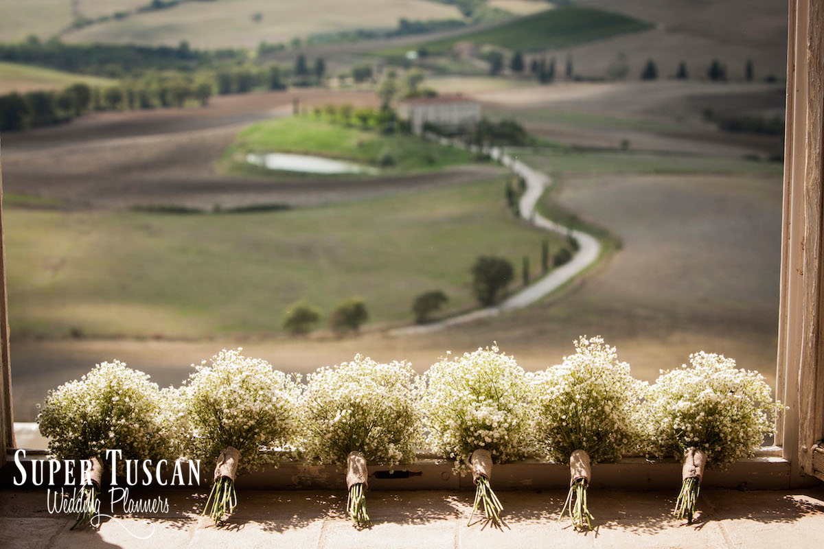 06Stunning Bride for wedding in Val d'orcia Italy