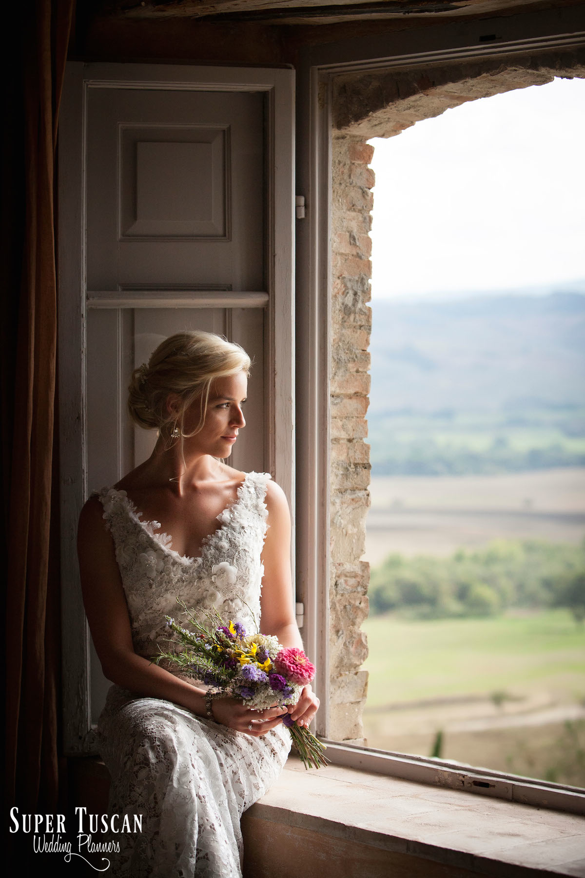 11Stunning Bride for wedding in Val d'orcia Italy