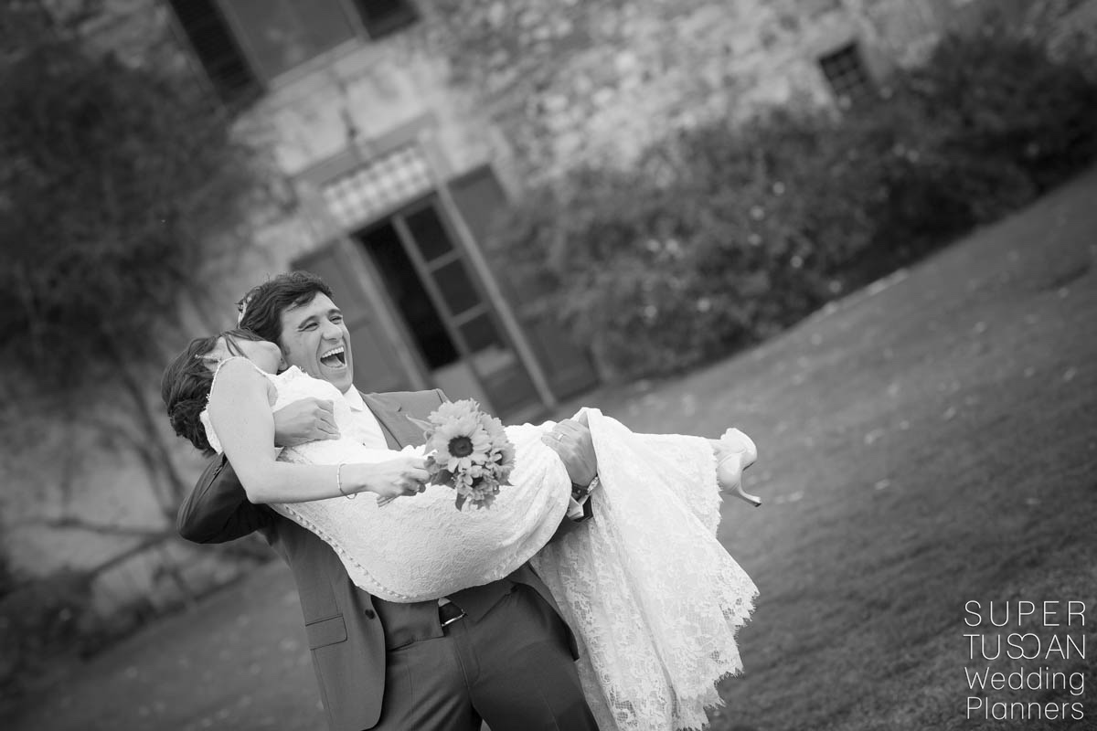 Super Tuscan Castle Wedding in Tuscany 14