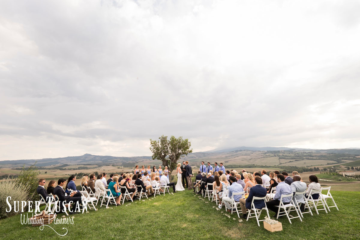 18Stunning Bride for wedding in Val d'orcia Italy