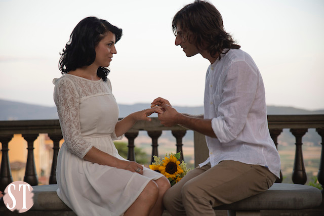 30Romantic engagement in Tuscany